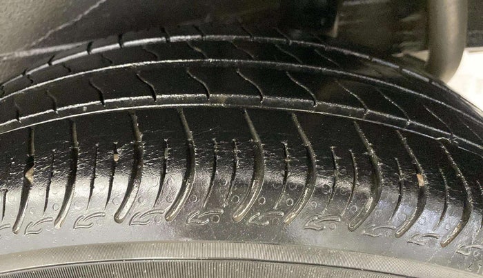 2020 Maruti S PRESSO VXI PLUS AMT, Petrol, Automatic, 10,853 km, Left Rear Tyre Tread