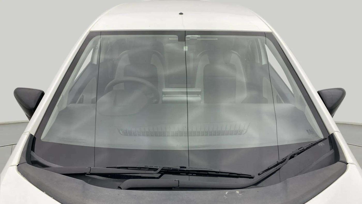 2022 Tata ALTROZ XE DIESEL, Diesel, Manual, 9,325 km, Front Windshield
