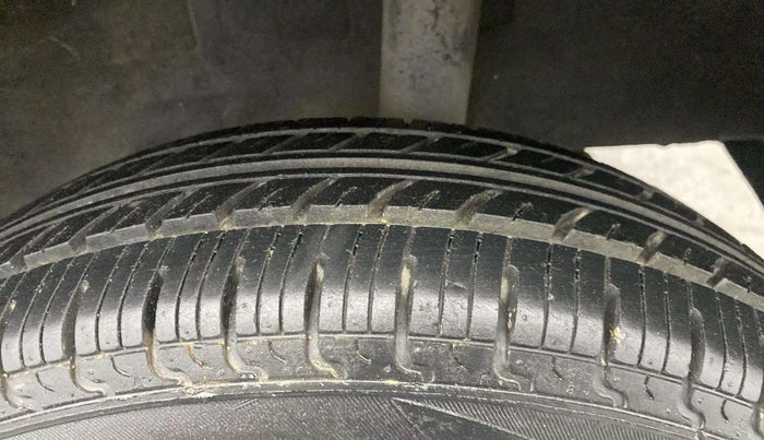 2018 Datsun Redi Go S 1.0 AMT, Petrol, Automatic, 24,963 km, Left Rear Tyre Tread