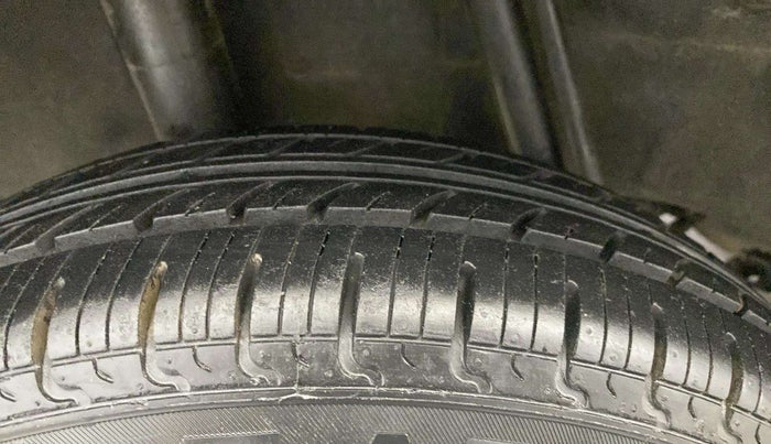 2018 Datsun Redi Go S 1.0 AMT, Petrol, Automatic, 24,963 km, Right Rear Tyre Tread