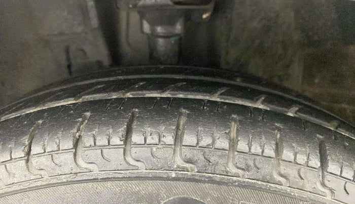 2018 Datsun Redi Go S 1.0 AMT, Petrol, Automatic, 24,963 km, Left Front Tyre Tread