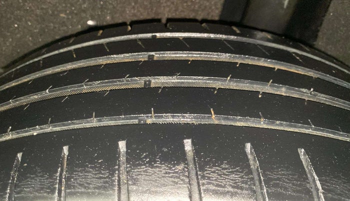 2017 Maruti Baleno ZETA PETROL 1.2, Petrol, Manual, 68,370 km, Left Rear Tyre Tread