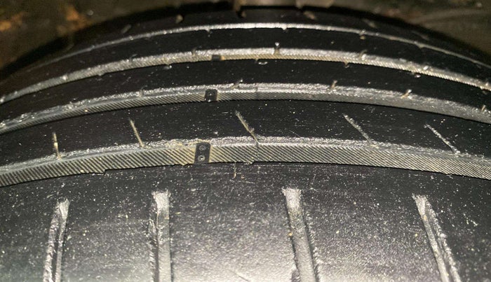 2017 Maruti Baleno ZETA PETROL 1.2, Petrol, Manual, 68,370 km, Right Front Tyre Tread