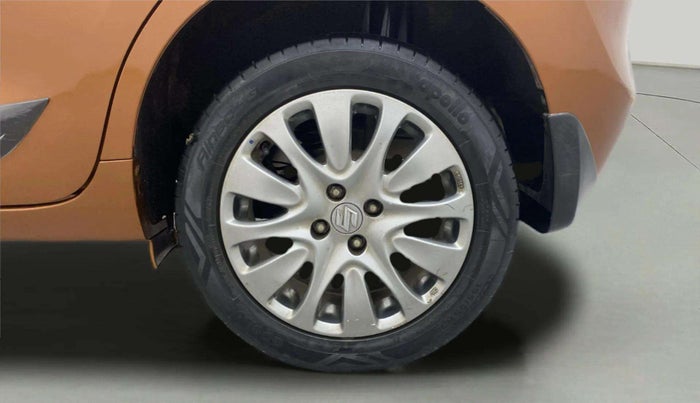 2017 Maruti Baleno ZETA PETROL 1.2, Petrol, Manual, 68,370 km, Left Rear Wheel