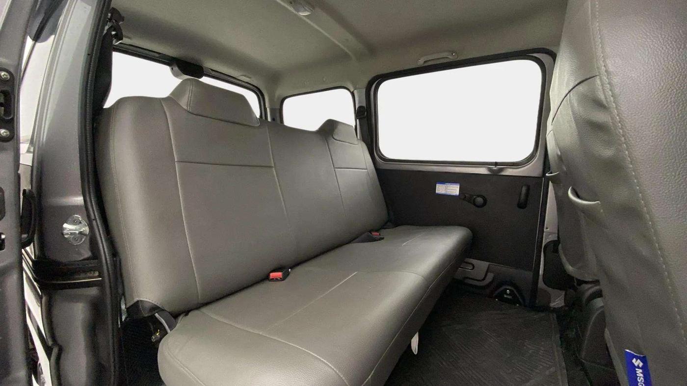 2022 Maruti Eeco 5 STR AC, Petrol, Manual, 7,499 km, Right Side Rear Door Cabin