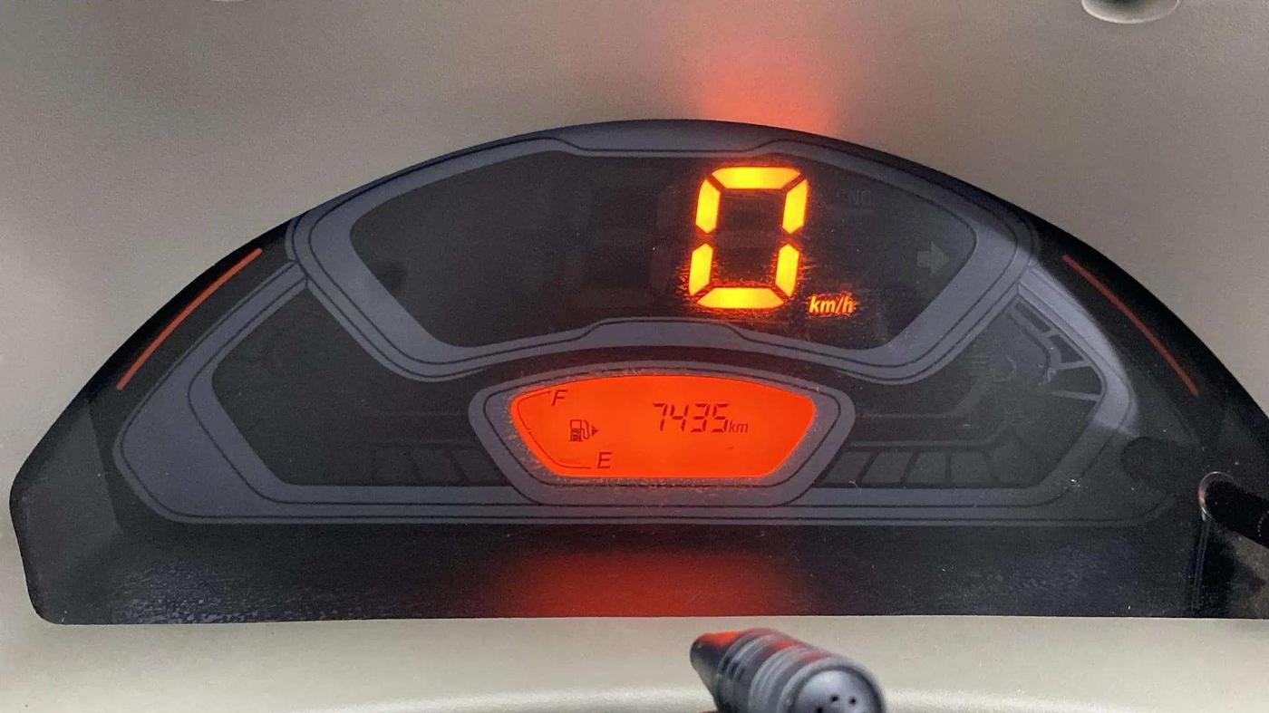2022 Maruti Eeco 5 STR AC, Petrol, Manual, 7,499 km, Odometer Image