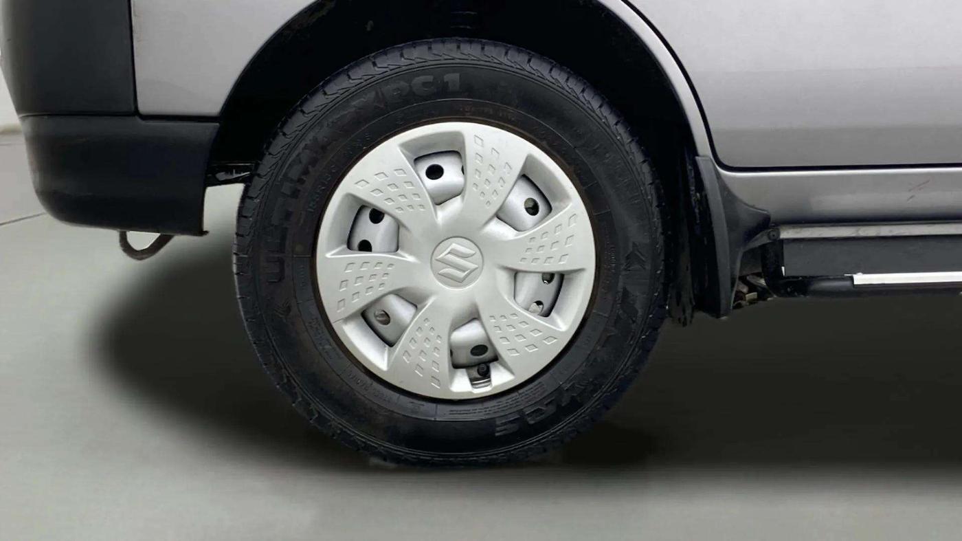 2022 Maruti Eeco 5 STR AC, Petrol, Manual, 7,499 km, Left Front Wheel