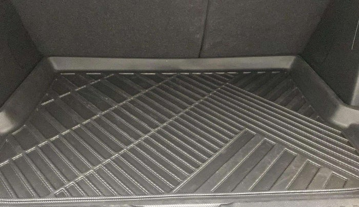 2023 Maruti BREZZA ZXI + SMART HYBRID DUAL TONE, Petrol, Manual, 8,434 km, Boot Inside