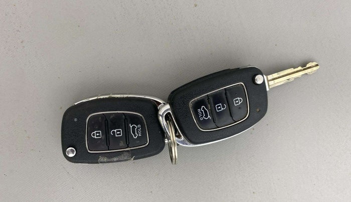 2018 Hyundai i20 Active 1.2 S, Petrol, Manual, 61,379 km, Key Close Up