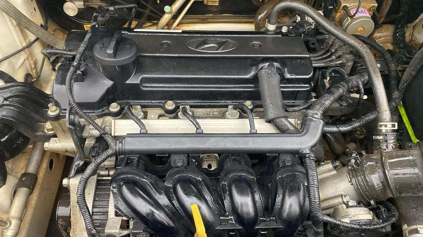 2018 Hyundai i20 Active 1.2 S, Petrol, Manual, 61,390 km, Engine View