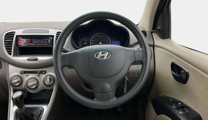 2014 Hyundai i10 MAGNA 1.1, Petrol, Manual, 79,104 km, Steering Wheel Close Up