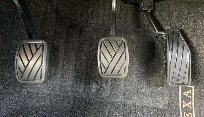 2020 Maruti Baleno ZETA PETROL 1.2, Petrol, Manual, 36,910 km, Pedals