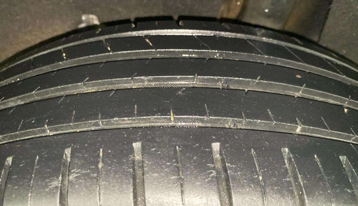2020 Maruti Baleno ZETA PETROL 1.2, Petrol, Manual, 36,910 km, Left Rear Tyre Tread