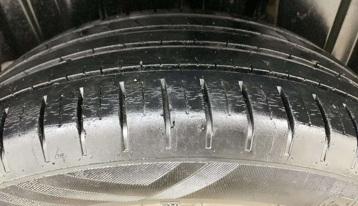 2023 Maruti Baleno ZETA PETROL 1.2, Petrol, Manual, 47,524 km, Left Rear Tyre Tread