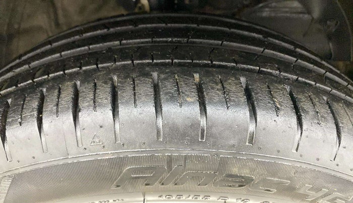 2023 Maruti Baleno ZETA PETROL 1.2, Petrol, Manual, 47,524 km, Right Front Tyre Tread