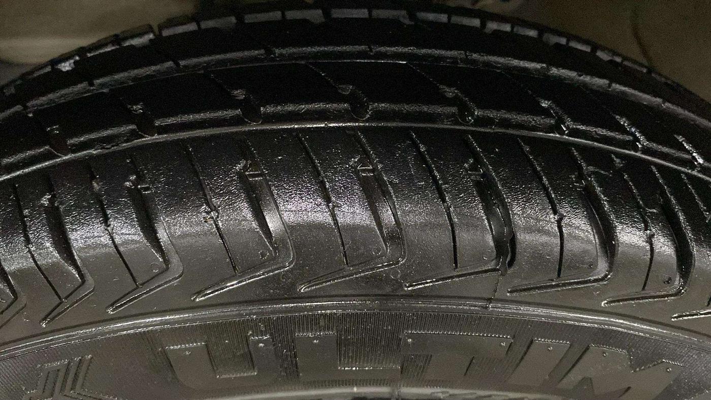 2023 Maruti Alto K10 VXI PLUS AMT, Petrol, Automatic, 13,340 km, Left Front Tyre Tread
