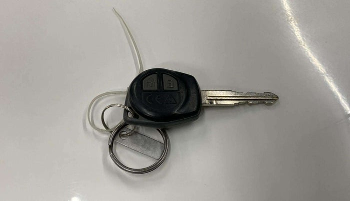 2023 Maruti Alto K10 VXI PLUS AMT, Petrol, Automatic, 13,340 km, Key Close Up