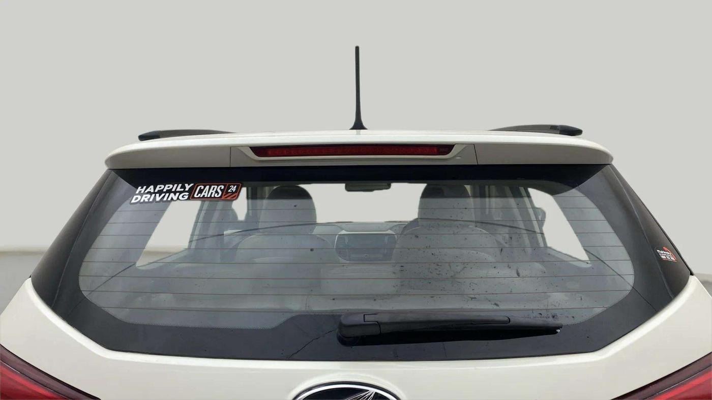 2022 Mahindra XUV300 W8 (O) 1.2 PETROL AMT, Petrol, Automatic, 41,723 km, Rear Windshield