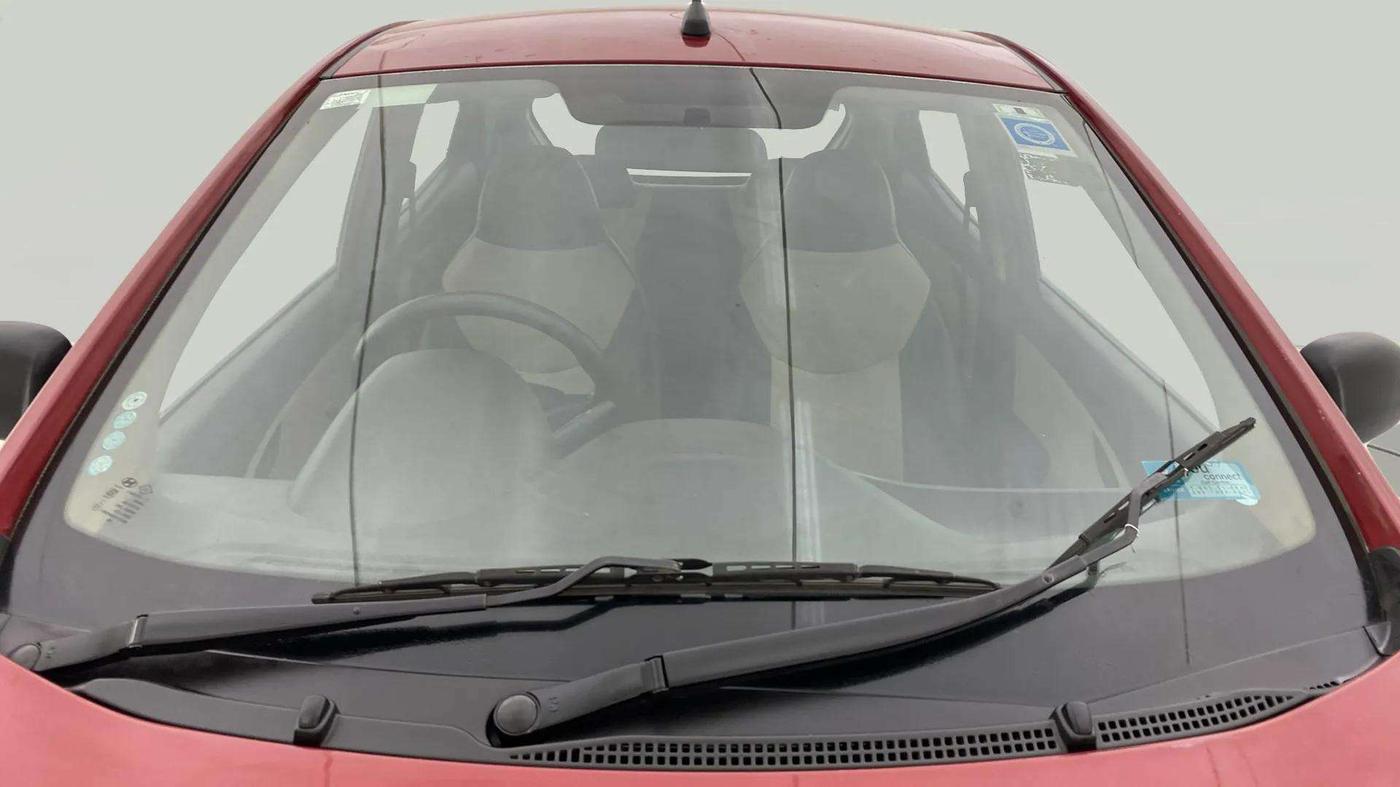 2014 Hyundai Eon ERA +, Petrol, Manual, 56,131 km, Front Windshield