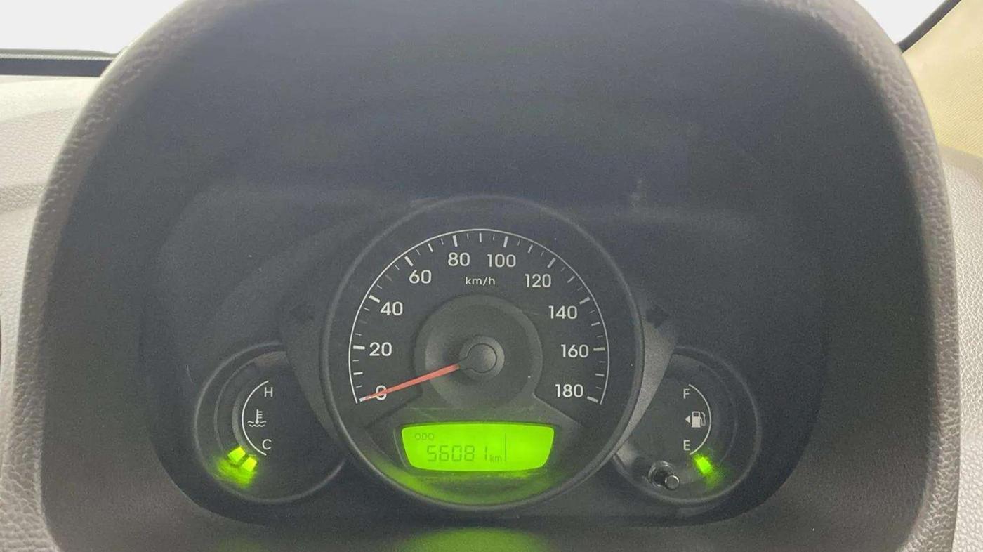 2014 Hyundai Eon ERA +, Petrol, Manual, 56,131 km, Odometer Image