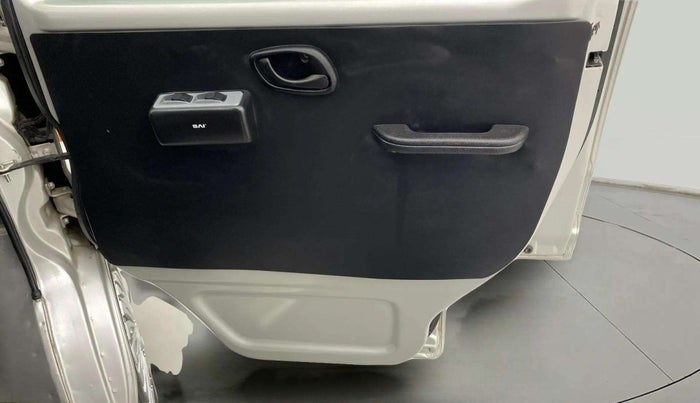 2021 Maruti Eeco 5 STR WITH A/C+HTR, Petrol, Manual, 8,607 km, Driver Side Door Panels Control
