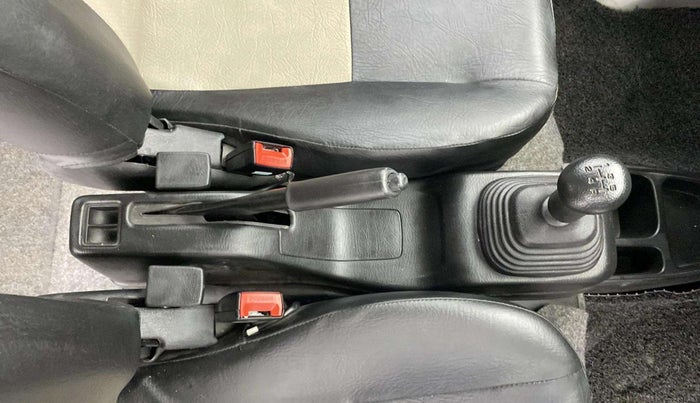 2021 Maruti Eeco 5 STR WITH A/C+HTR, Petrol, Manual, 8,607 km, Gear Lever