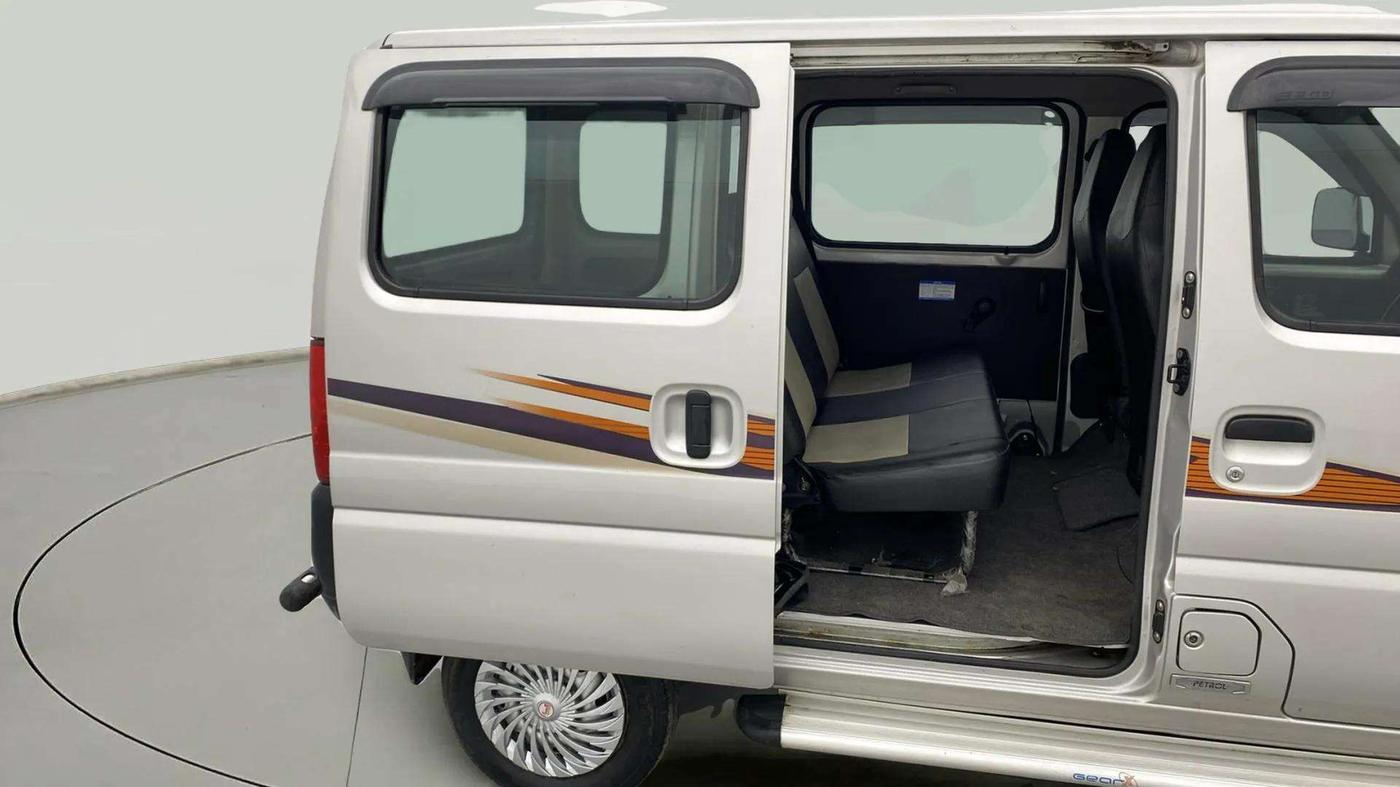 2021 Maruti Eeco 5 STR WITH A/C+HTR, Petrol, Manual, 8,665 km, RHS Rear Door