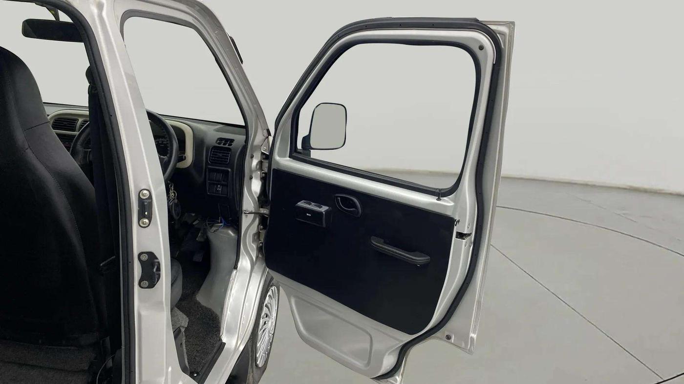 2021 Maruti Eeco 5 STR WITH A/C+HTR, Petrol, Manual, 8,665 km, RHS Front Door