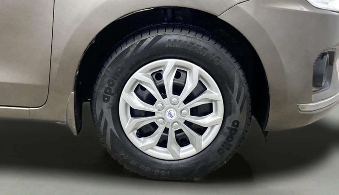 2017 Maruti Dzire VXI, Petrol, Manual, 37,982 km, Right Front Wheel