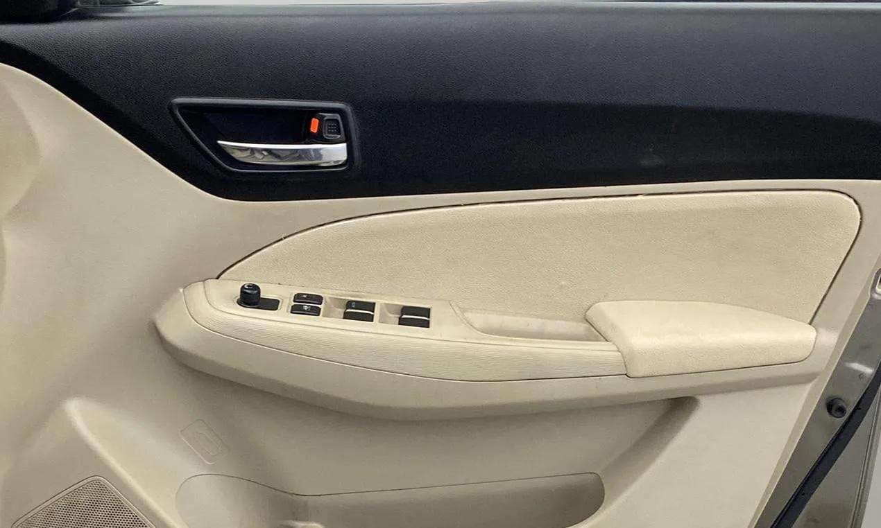 2017 Maruti Dzire VXI, Petrol, Manual, 38,132 km, Driver Side Door Panels Control