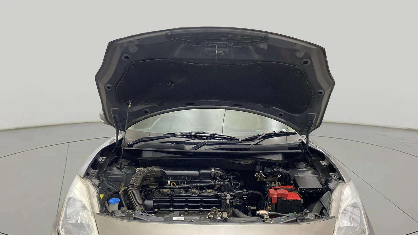 2017 Maruti Dzire VXI, Petrol, Manual, 38,132 km, Open Bonet