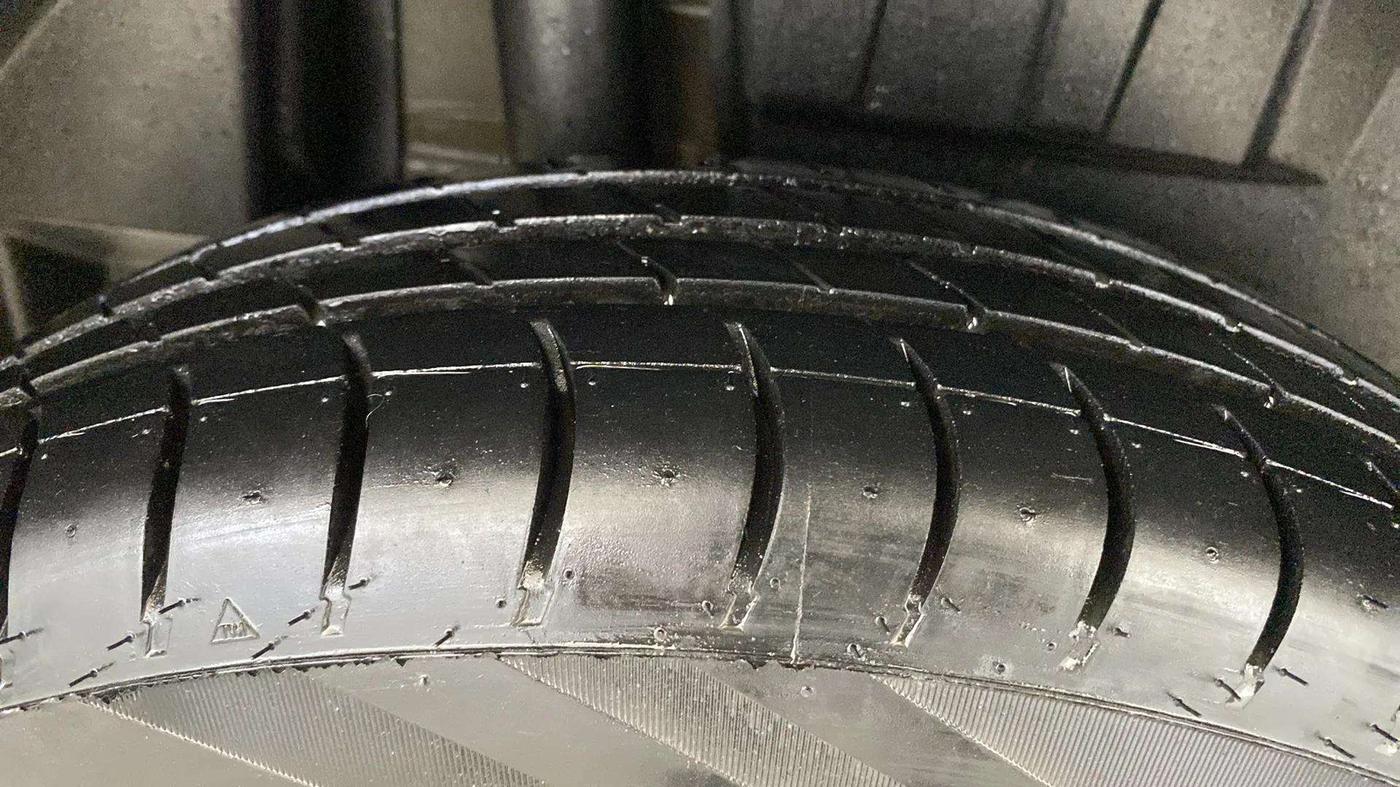 2017 Maruti Dzire VXI, Petrol, Manual, 38,132 km, Right Rear Tyre Tread
