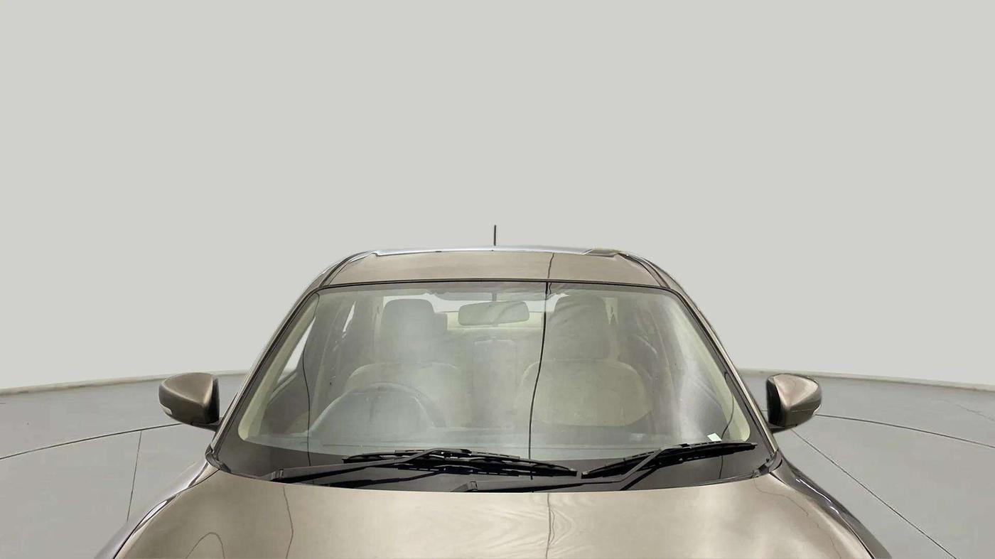2017 Maruti Dzire VXI, Petrol, Manual, 38,132 km, Front Windshield