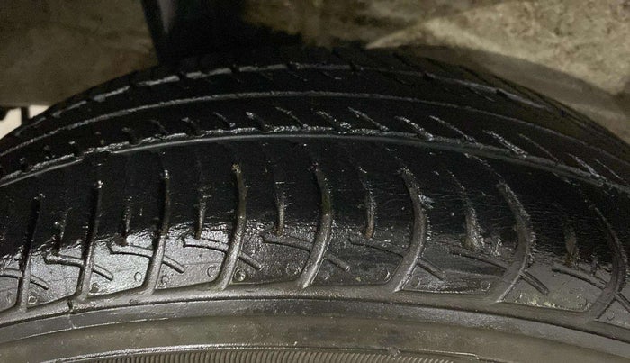 2021 Maruti New Wagon-R VXI 1.2, Petrol, Manual, 48,934 km, Right Rear Tyre Tread