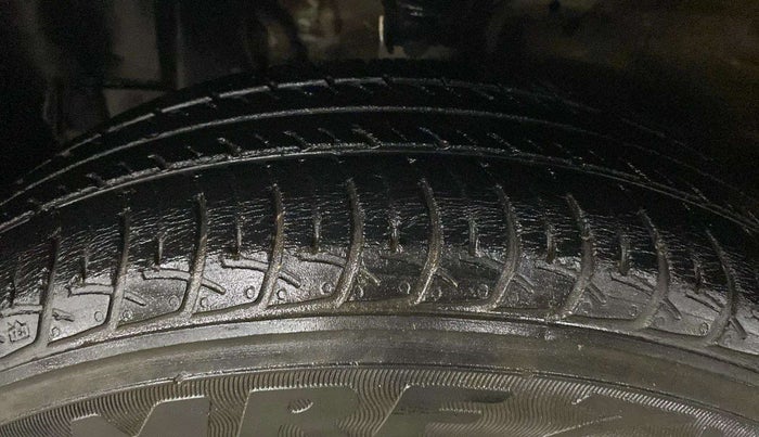 2021 Maruti New Wagon-R VXI 1.2, Petrol, Manual, 48,934 km, Left Front Tyre Tread