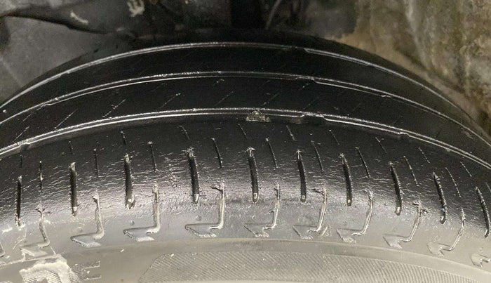 2020 Honda Amaze 1.2L I-VTEC E, Petrol, Manual, 32,352 km, Left Front Tyre Tread