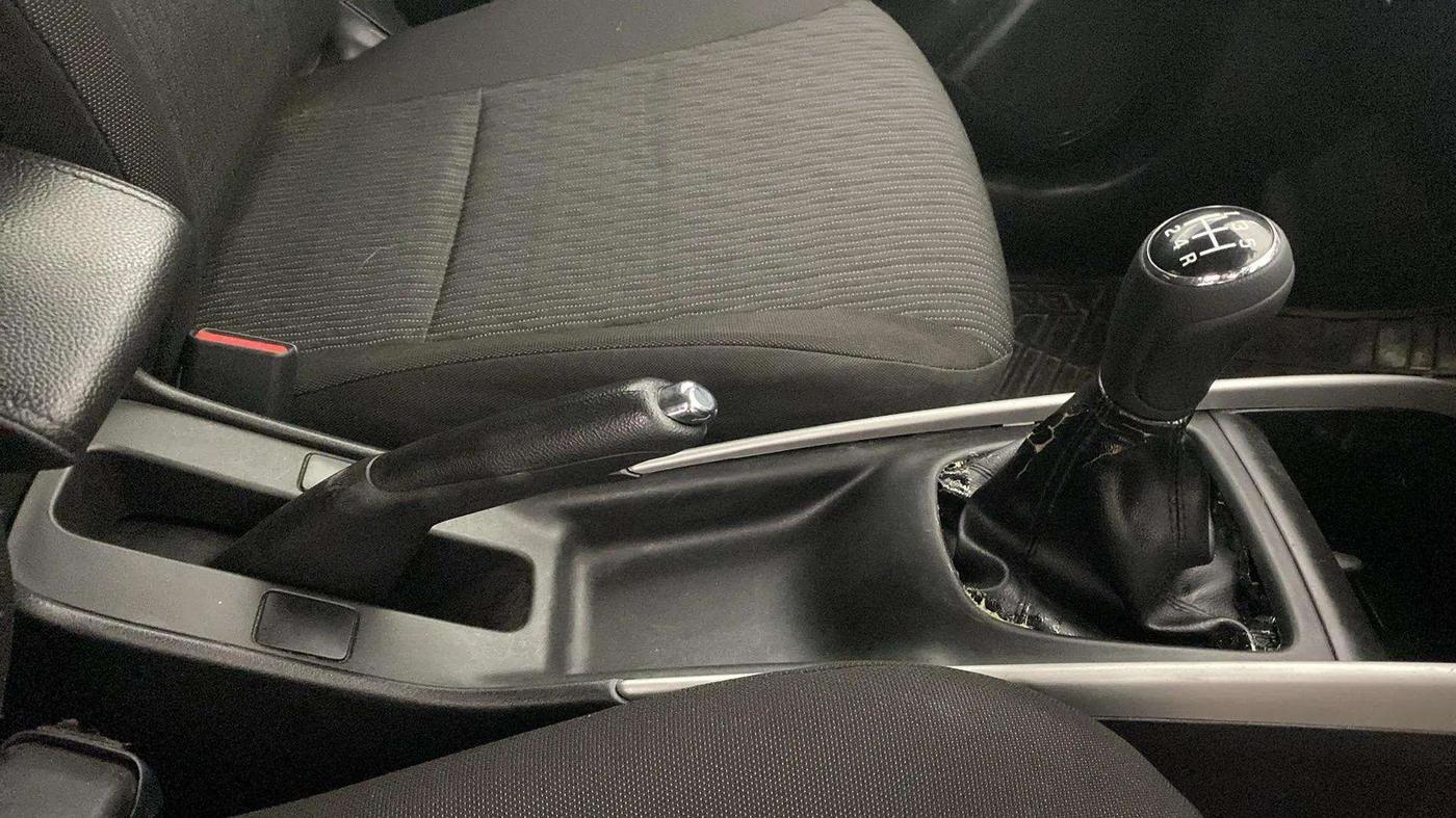 2017 Maruti Baleno ZETA PETROL 1.2, Petrol, Manual, 88,565 km, Gear Lever