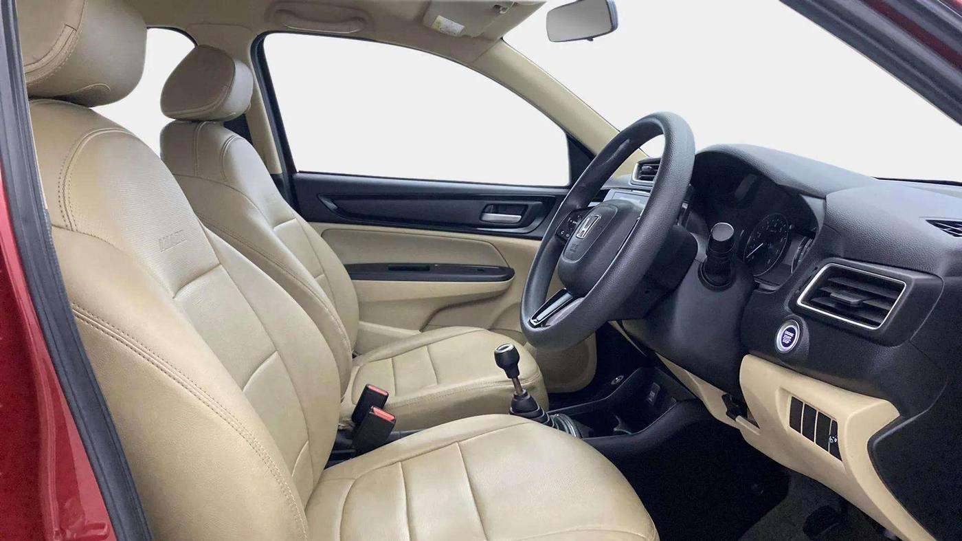 2018 Honda Amaze 1.2L I-VTEC V, Petrol, Manual, 69,979 km, Right Side Front Door Cabin