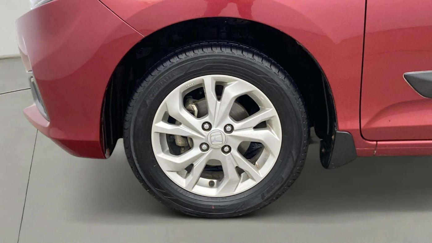 2018 Honda Amaze 1.2L I-VTEC V, Petrol, Manual, 69,979 km, Left Front Wheel