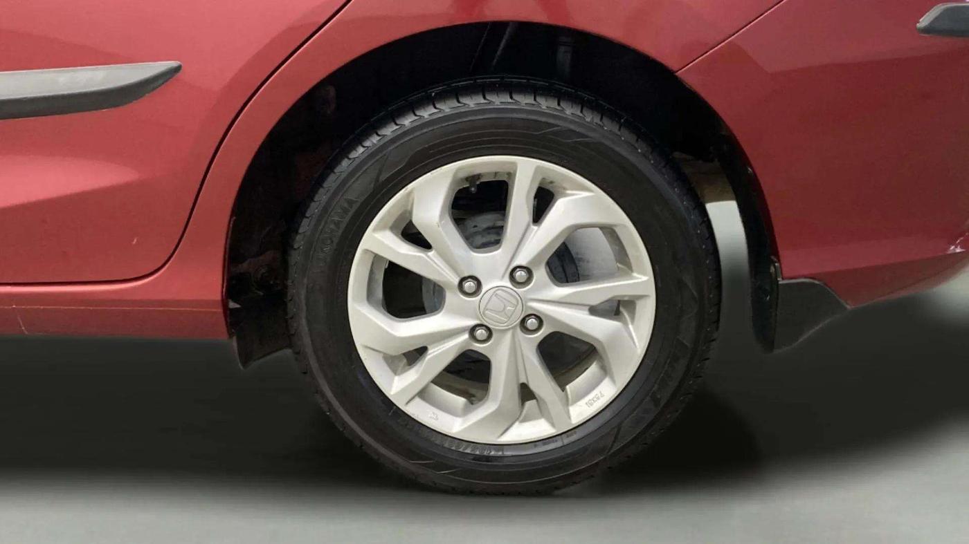 2018 Honda Amaze 1.2L I-VTEC V, Petrol, Manual, 69,979 km, Left Rear Wheel
