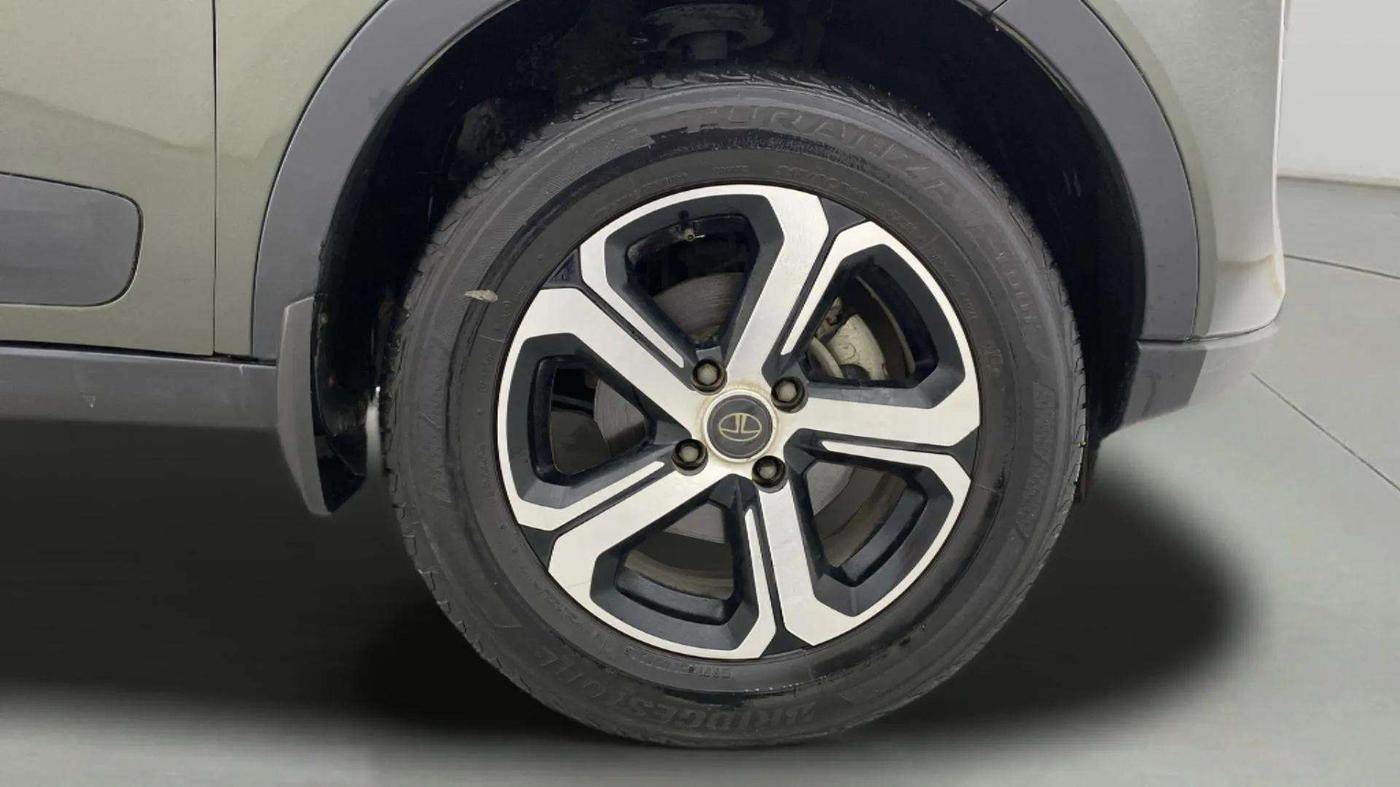 2021 Tata NEXON XZ PLUS PETROL, Petrol, Manual, 56,626 km, Right Front Wheel