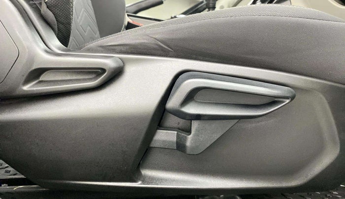 2021 Tata NEXON XZ PLUS PETROL, Petrol, Manual, 56,257 km, Driver Side Adjustment Panel