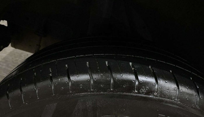 2023 Hyundai VENUE S 1.2, Petrol, Manual, 14,147 km, Right Rear Tyre Tread