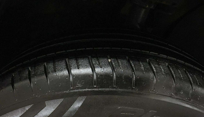 2023 Hyundai VENUE S 1.2, Petrol, Manual, 14,147 km, Left Front Tyre Tread
