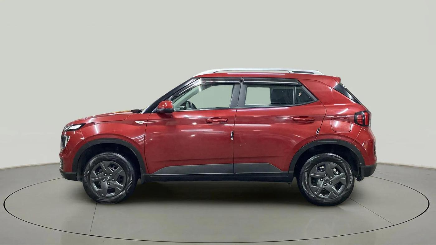 2023 Hyundai VENUE S 1.2, Petrol, Manual, 14,231 km, Left Side