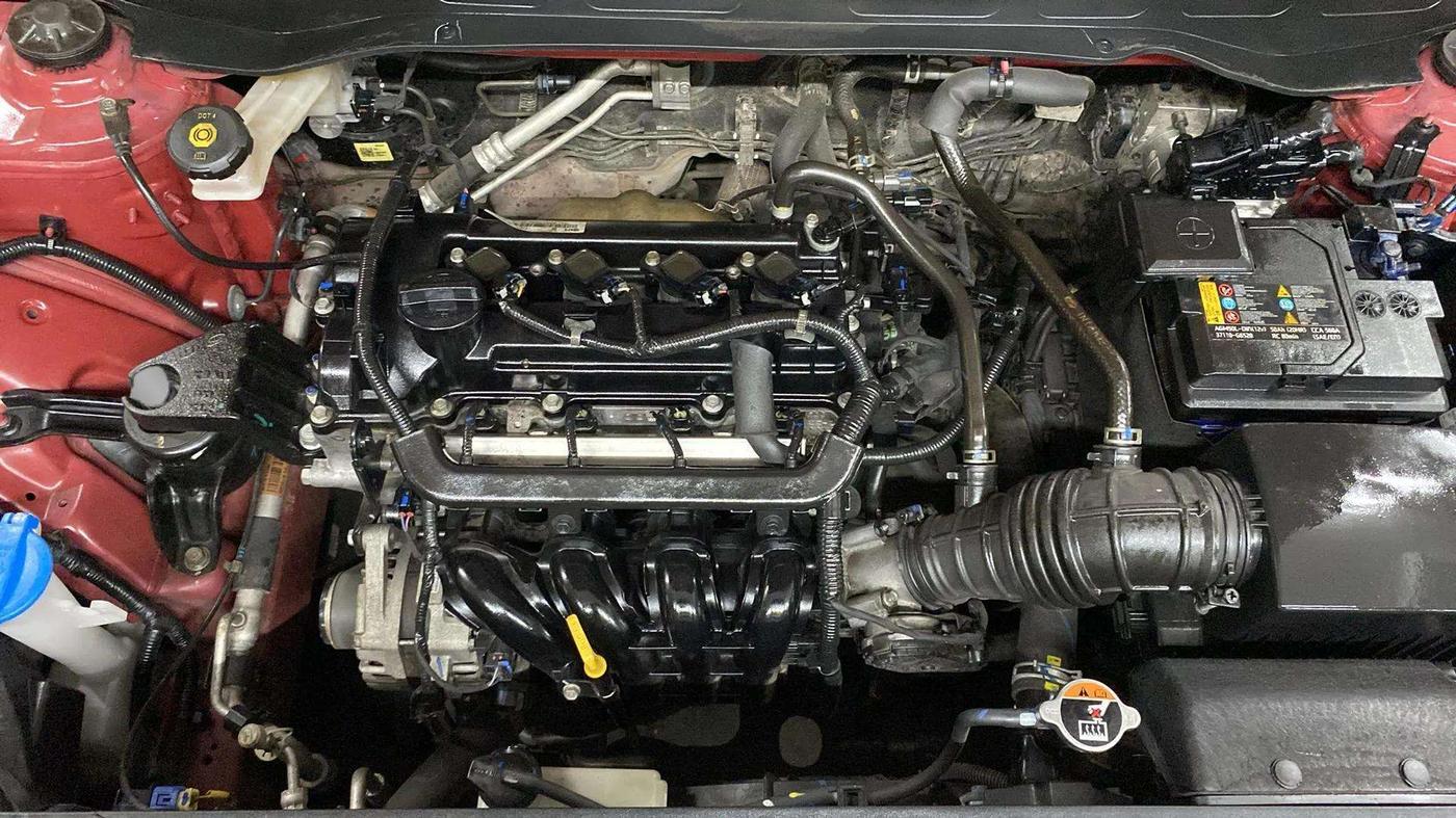 2023 Hyundai VENUE S 1.2, Petrol, Manual, 14,231 km, Engine View