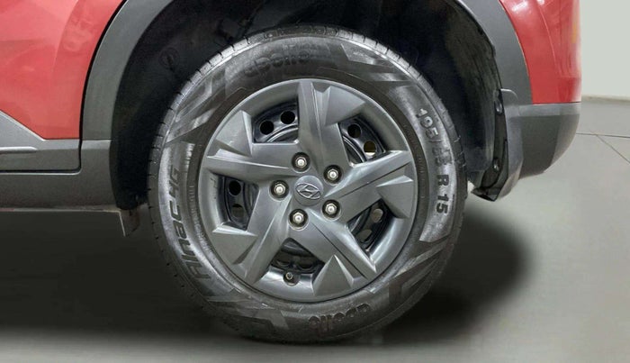 2023 Hyundai VENUE S 1.2, Petrol, Manual, 14,147 km, Left Rear Wheel