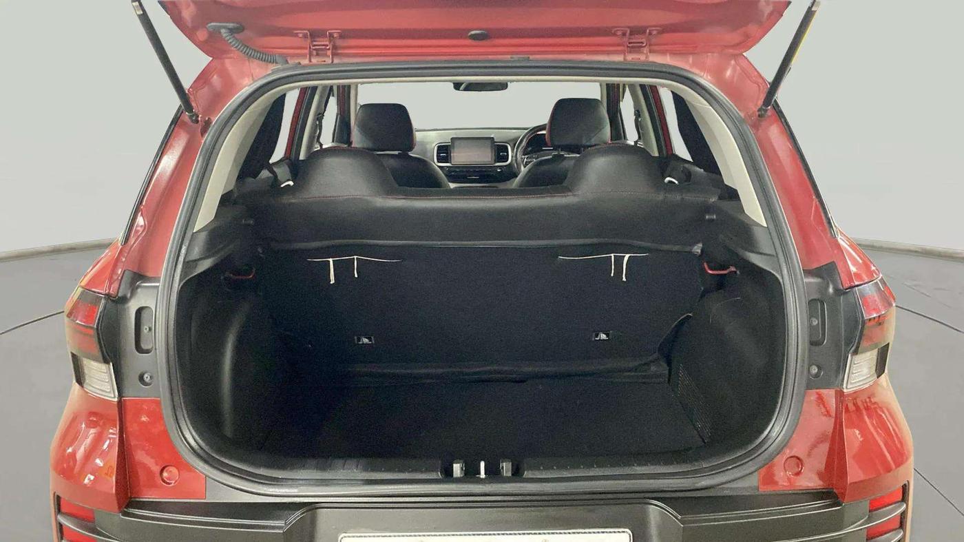 2023 Hyundai VENUE S 1.2, Petrol, Manual, 14,231 km, Boot Inside