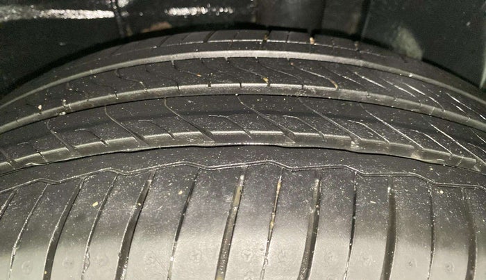 2022 Tata ALTROZ XZA PLUS, Petrol, Automatic, 14,277 km, Left Rear Tyre Tread