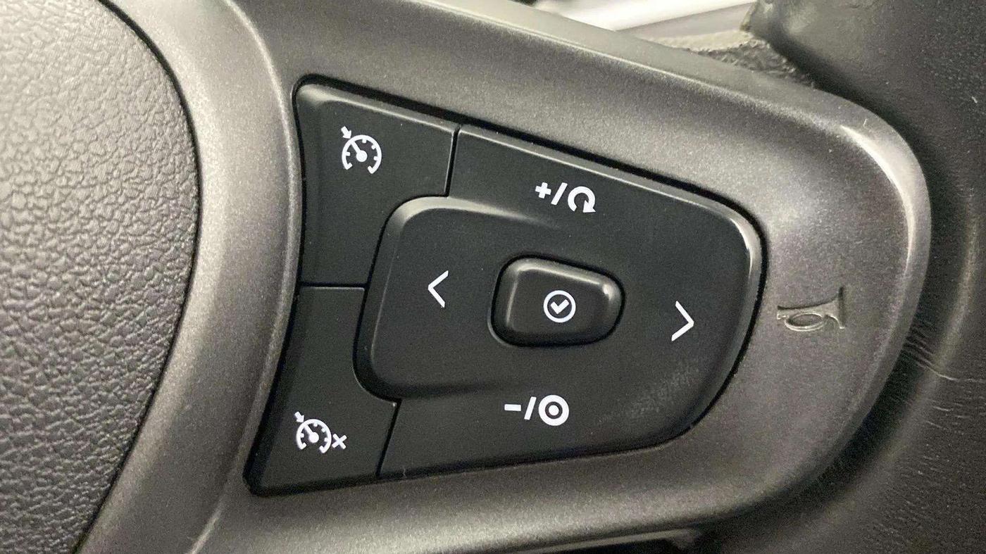2022 Tata ALTROZ XZA PLUS, Petrol, Automatic, 14,277 km, Adaptive Cruise Control